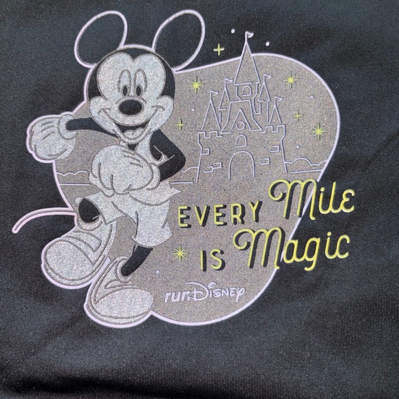 runDisney Mickey “Every Mile is Magic” Puffer Vest 🖤✨ - Picture 3 of 7